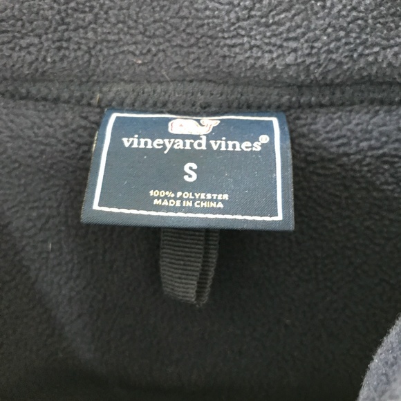 VINEYARD VINES 3/4 Zip Fleece in Navy Blue with Whale - Picture 4 of 8